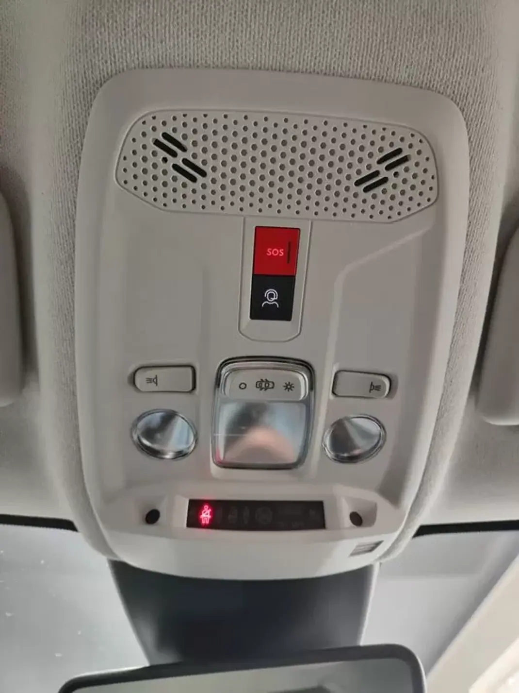 Citroën C4 2022 - 20750 EUR, 47000 km - AUTO.MOTO.pt - 47000km - foto 35 de 35