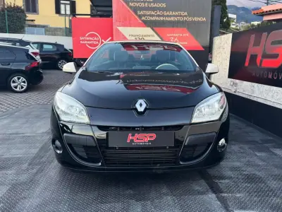 Renault Mégane CC 2013 — foto 2 de 16