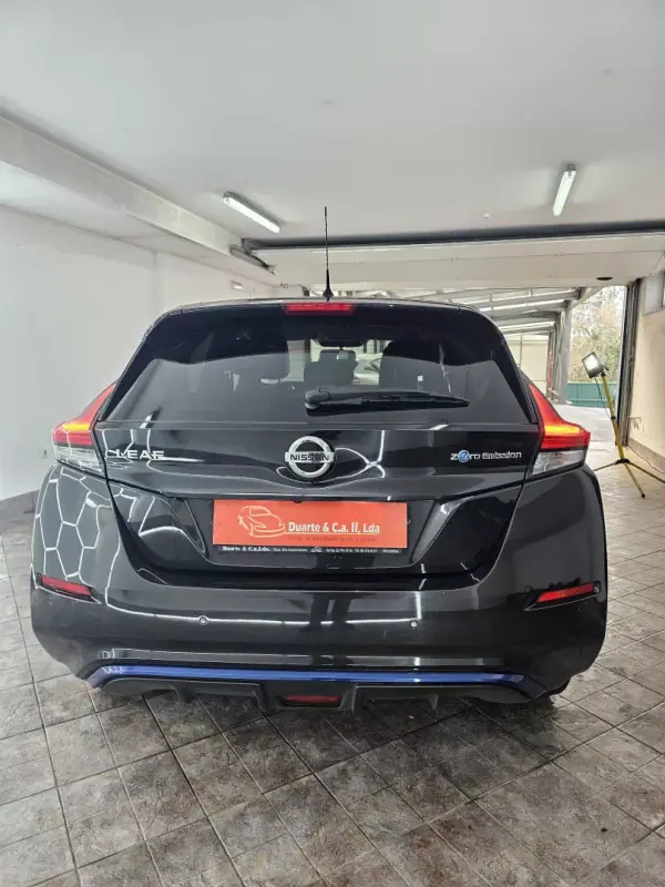 Nissan Leaf 2019 - 19500 EUR, 25097 km - AUTO.MOTO.pt - 25097km - foto 12 de 41
