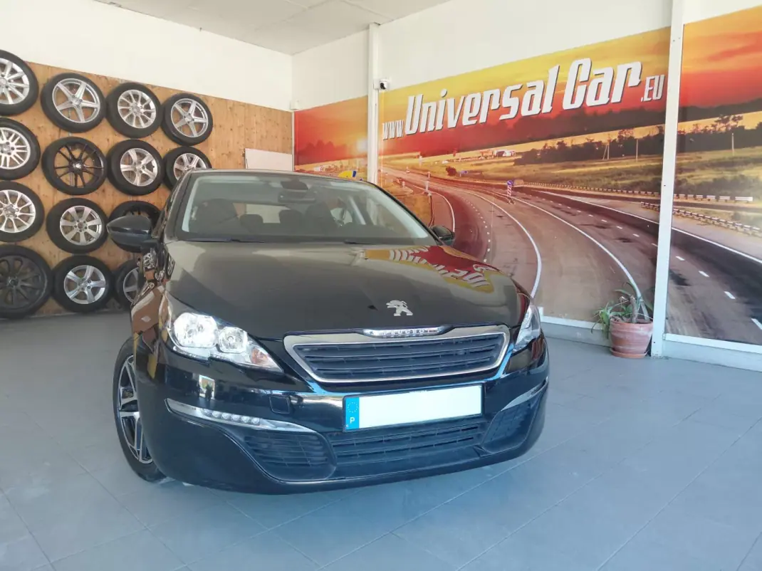 Peugeot 308 2016 - 9999 EUR, 145000 km - AUTO.MOTO.pt - 145000km - foto 2 de 18