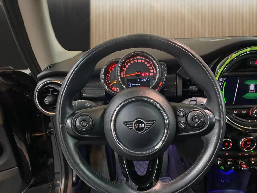 MINI 2019 - 20950 EUR, 82000 km - AUTO.MOTO.pt - 82000km - foto 9 de 20
