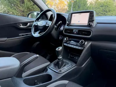Hyundai Kauai 2019 - 15750 EUR, 106000 km - AUTO.MOTO.pt - 106000km - foto 11 de 22