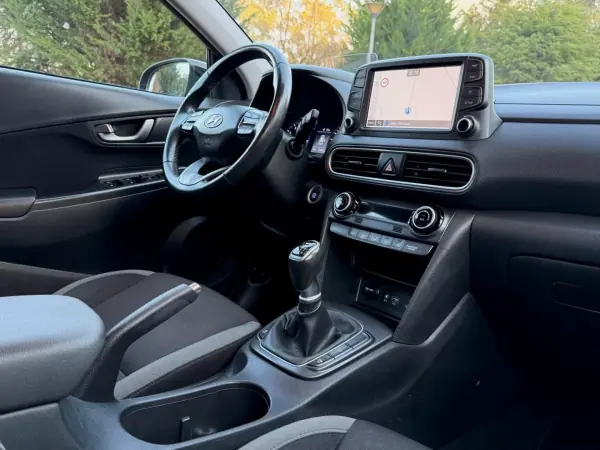 Hyundai Kauai 2019 - 15750 EUR, 106000 km - AUTO.MOTO.pt - 106000km - foto 11 de 22