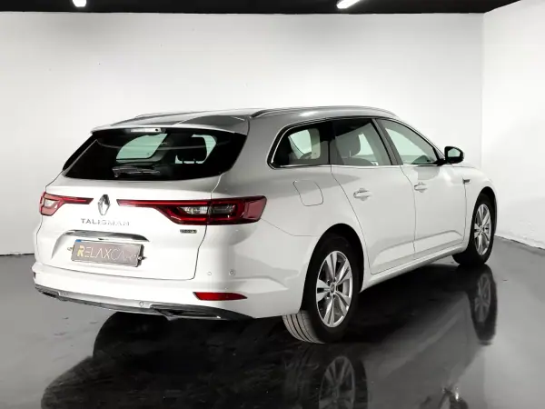 Renault Talisman Sport Tourer 2016 - 9990 EUR, 228000 km - AUTO.MOTO.pt - 228000km - foto 22 de 23