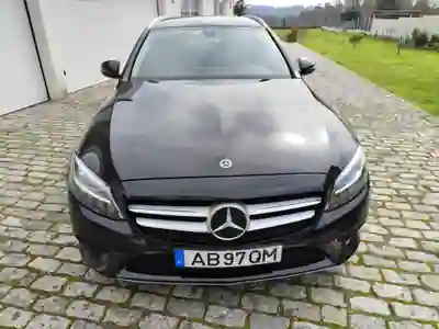 Mercedes-Benz C 300 2020 - 26500 EUR, 198339 km - AUTO.MOTO.pt - 198339km - foto 2 de 15