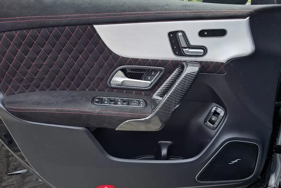 Mercedes-Benz CLA 45 AMG 2020 - 57500 EUR, 49000 km - AUTO.MOTO.pt - 49000km - foto 19 de 40