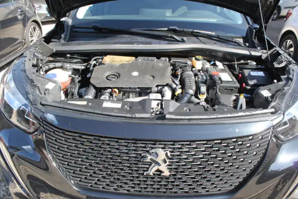 Peugeot 2008 2022 - 19750 EUR, 92250 km - AUTO.MOTO.pt - 92250km - foto 22 de 22