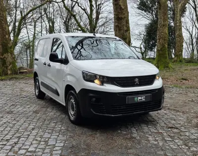 Peugeot 2021 - 12250 EUR, 171000 km - AUTO.MOTO.pt - 171000km - foto 2 de 20