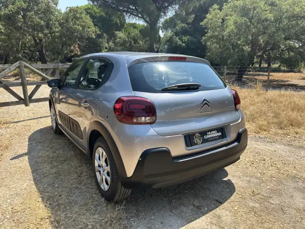 Citroën C3 2018 - 8250 EUR, 110000 km - AUTO.MOTO.pt - 110000km - foto 5 de 13