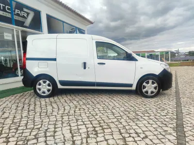 Dacia Dokker 2020 - 10900 EUR, 61000 km - AUTO.MOTO.pt - 61000km - foto 4 de 20