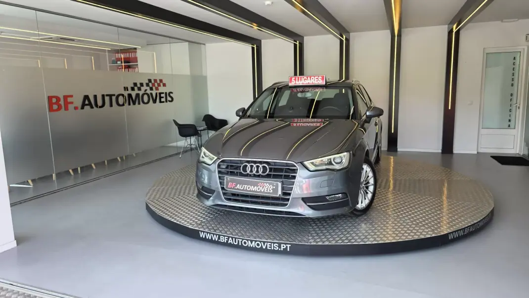 Audi A3 Sportback 2013 - 9900 EUR, 274066 km - AUTO.MOTO.pt - 274066km - foto 11 de 58