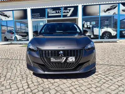 Peugeot 208 2022 - 14900 EUR, 28000 km - 28000km - foto 1 de 18