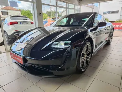 Porsche Taycan 2020 - 61500 EUR, 54000 km - AUTO.MOTO.pt - 54000km - foto 5 de 37
