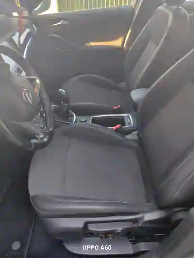 Opel Astra Sports Tourer 2017 - 8000 EUR, 166 km - 166km - foto 5 de 9