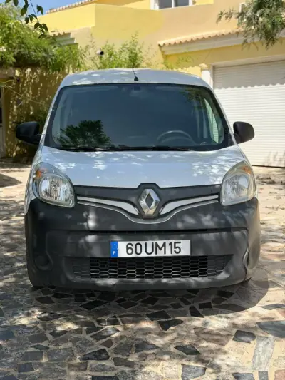 Renault KANGOO 1.5 BLUE DCI 3LUG EDITION ONE 2018 - 8900 EUR, 191840 km - AUTO.MOTO.pt - 191840km - foto 2 de 7
