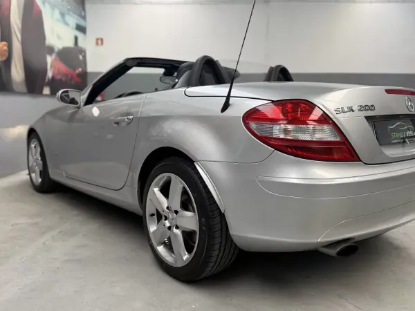 Mercedes-Benz SLK 200 2005 - 14250 EUR, 185000 km - 185000km - foto 8 de 14