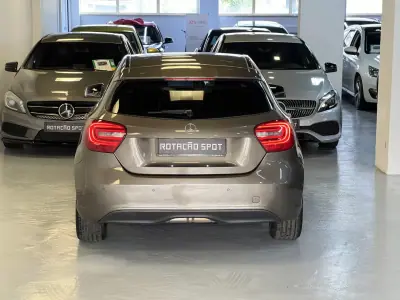 Mercedes-Benz A 180 2013 - 12990 EUR, 180000 km - AUTO.MOTO.pt - 180000km - foto 22 de 36