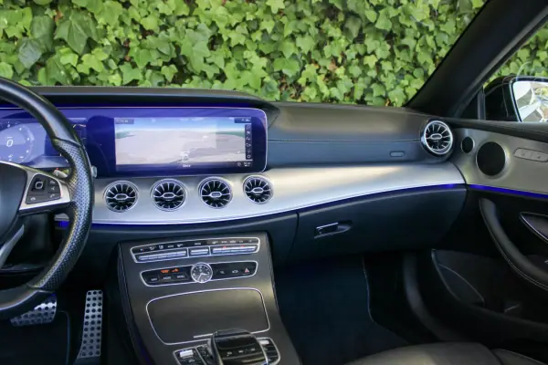Mercedes-Benz E 220 2018 - 39900 EUR, 106000 km - AUTO.MOTO.pt - 106000km - foto 19 de 21