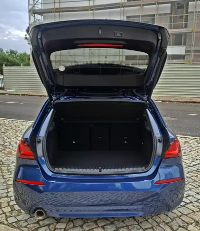 BMW 118 2023 - 24490 EUR, 60000 km - AUTO.MOTO.pt - 60000km - foto 21 de 29