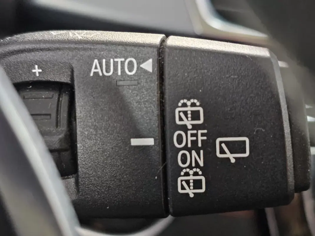 BMW 218 Active Tourer 2015 - 18300 EUR, 105000 km - AUTO.MOTO.pt - 105000km - foto 13 de 39