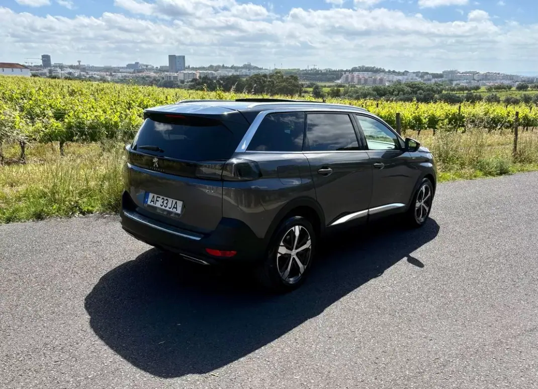 Peugeot 5008 2021 - 31000 EUR, 100252 km - AUTO.MOTO.pt - 100252km - foto 5 de 34
