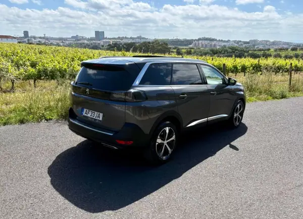 Peugeot 5008 2021 - 30750 EUR, 100252 km - AUTO.MOTO.pt - 100252km - foto 5 de 34