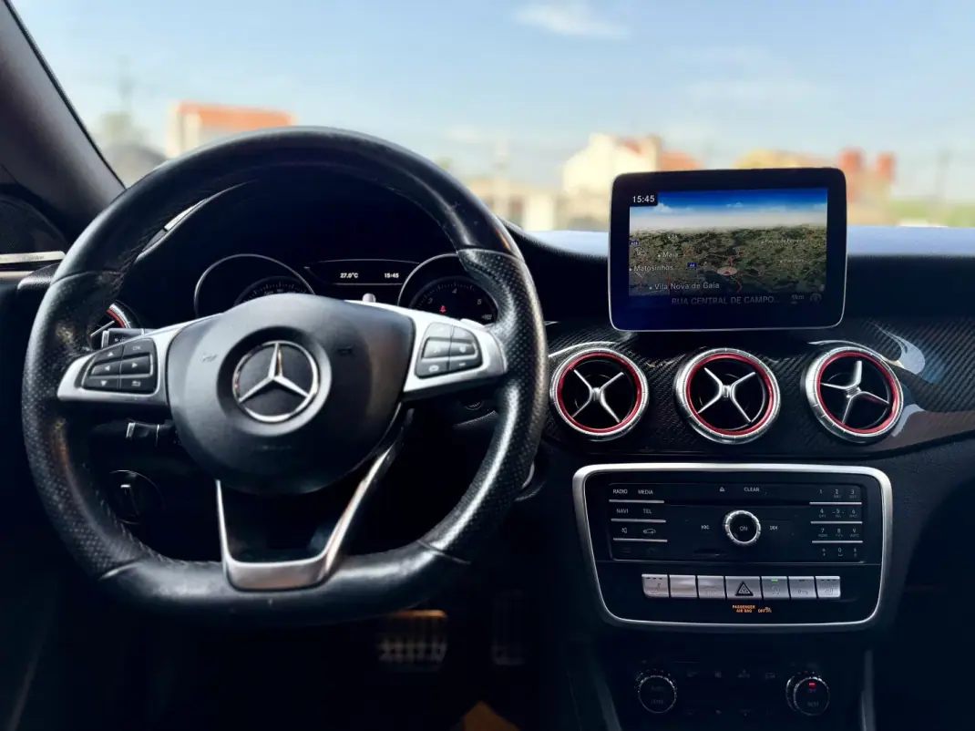 Mercedes-Benz CLA 220 2018 - 22950 EUR, 218000 km - AUTO.MOTO.pt - 218000km - foto 18 de 29
