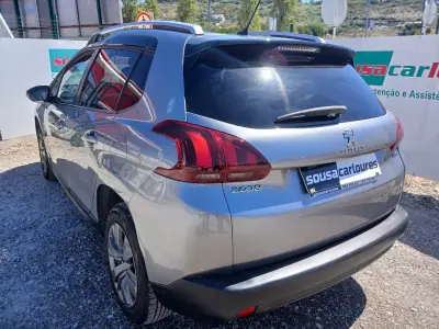 Peugeot 2008 2016 - 8250 EUR, 93942 km - 93942km - foto 11 de 25