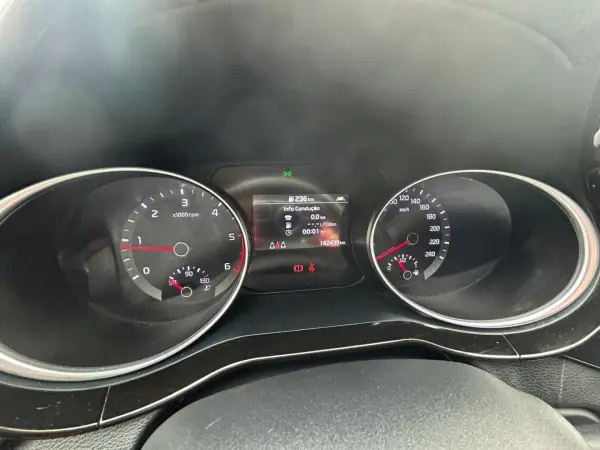 Kia XCeed 2020 - 14990 EUR, 162439 km - AUTO.MOTO.pt - 162439km - foto 9 de 19
