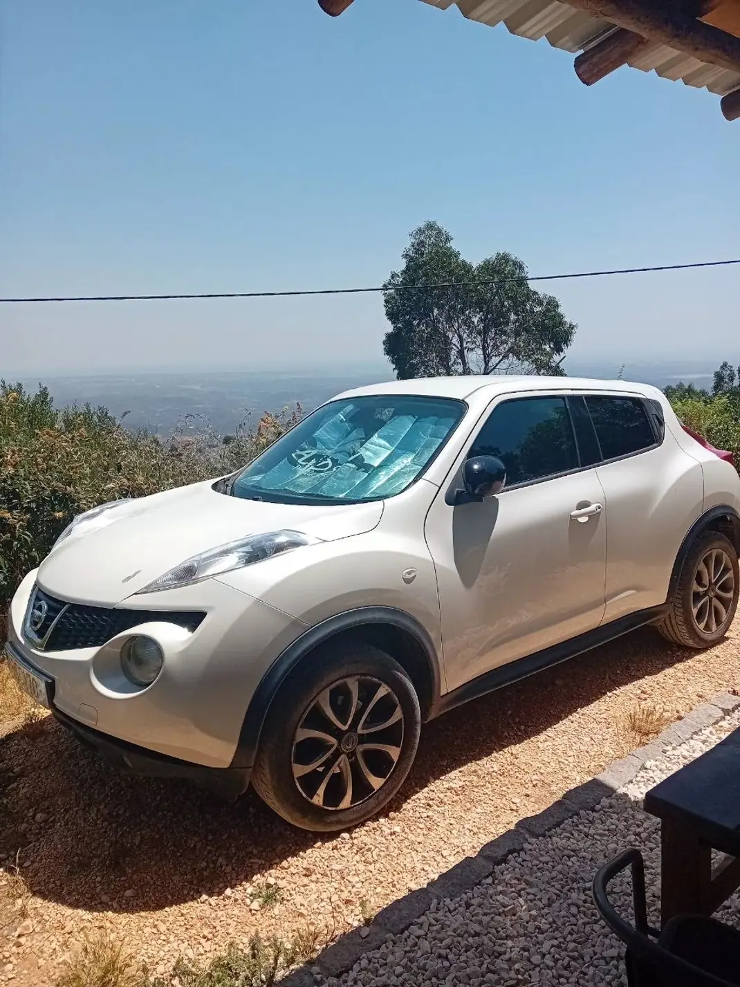 Nissan Juke 2014 - 7950 EUR, 246389 km - AUTO.MOTO.pt - 246389km - foto 1 de 10