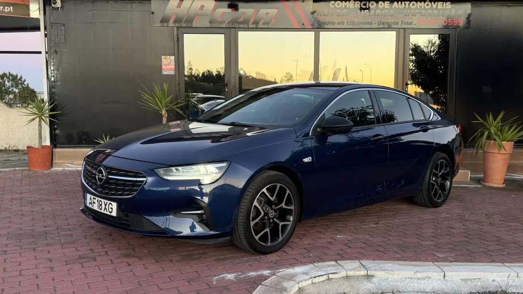 Opel Insignia Grand Sport 2021 - 14990 EUR, 169000 km - AUTO.MOTO.pt - 169000km - foto 7 de 38