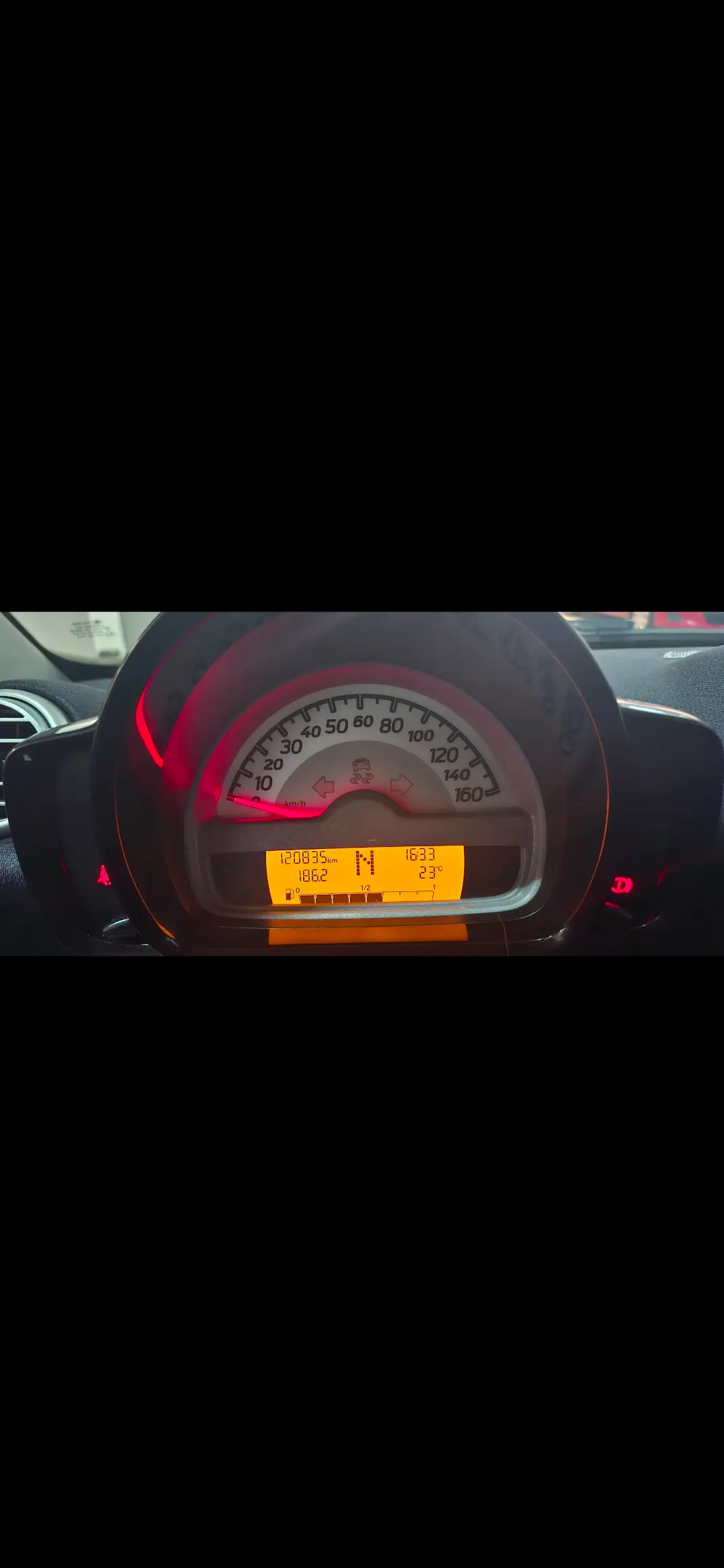 Smart ForTwo Coupé 2012 - 6850 EUR, 120000 km - AUTO.MOTO.pt - 120000km - foto 10 de 12