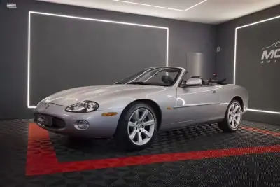 Jaguar XK 2001 - 31490 EUR, 113965 km - AUTO.MOTO.pt - 113965km - foto 2 de 29