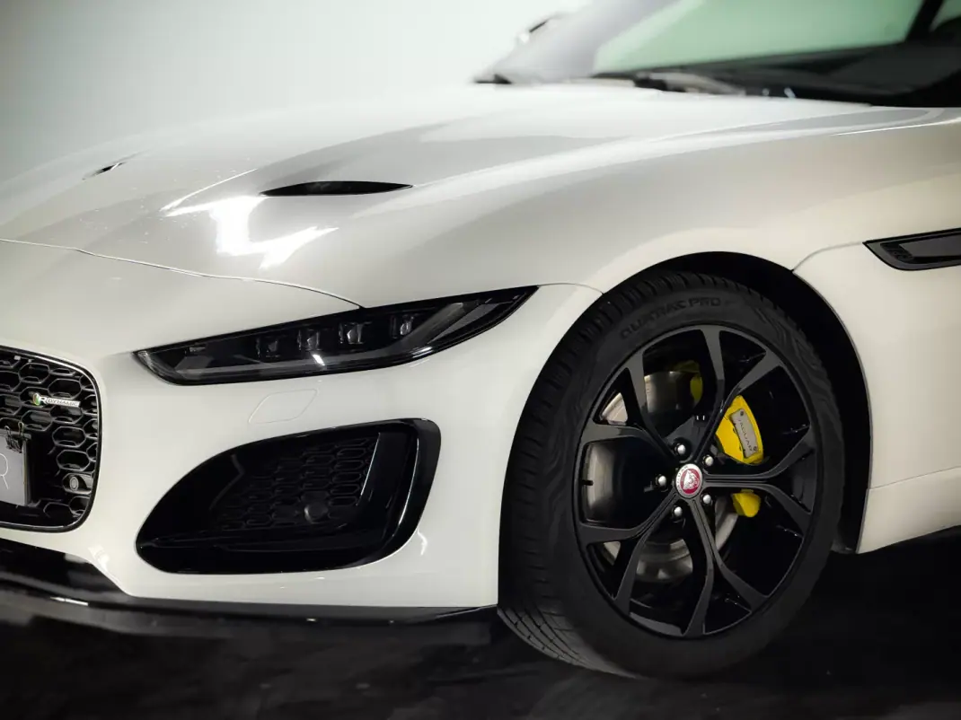 Jaguar F-Type 2020 - 52500 EUR, 77800 km - AUTO.MOTO.pt - 77800km - foto 9 de 27