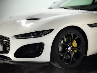 Jaguar F-Type 2020 - 52500 EUR, 77800 km - AUTO.MOTO.pt - 77800km - foto 9 de 27