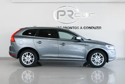 Volvo XC 60 2016 — foto 4 de 30