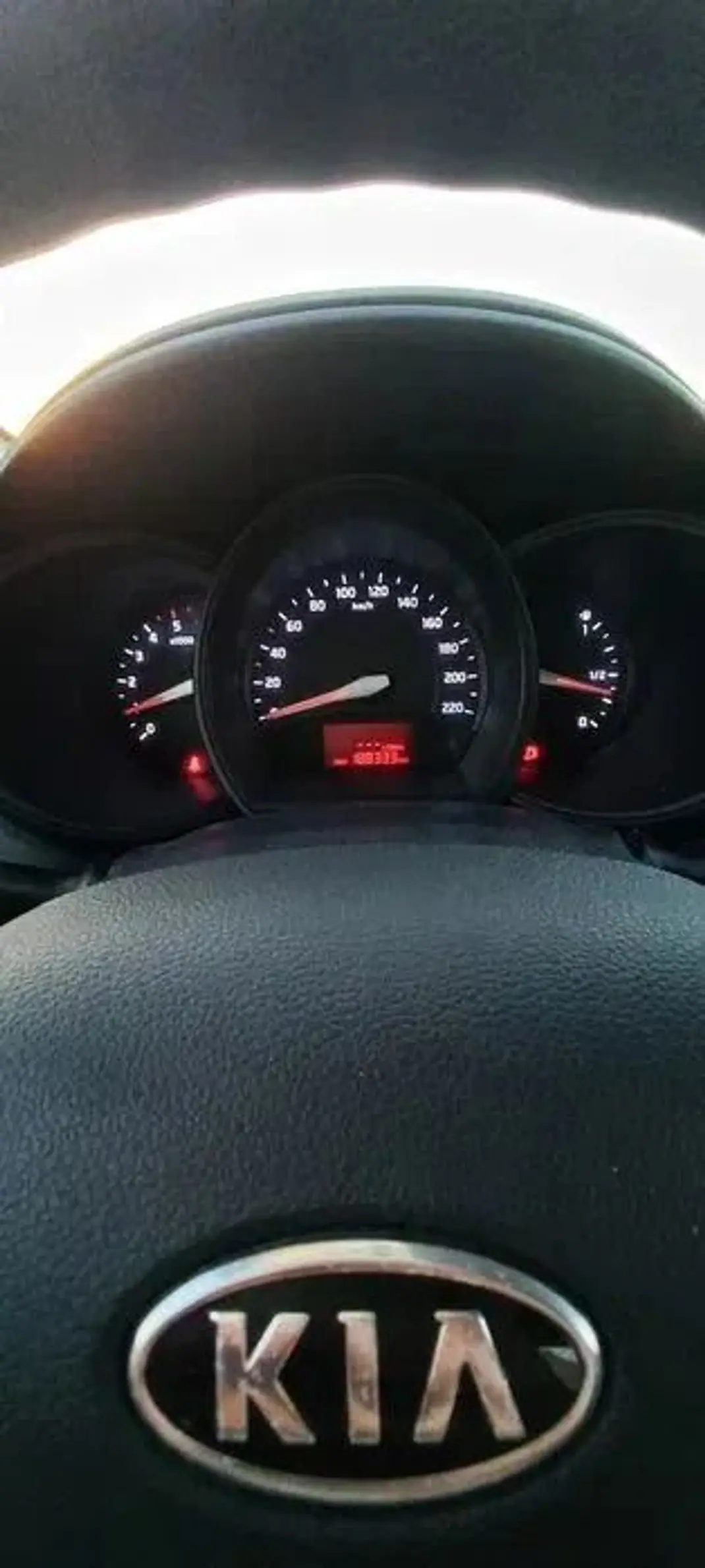 Kia Rio 2012 - 4800 EUR, 188335 km - 188335km - foto 5 de 10
