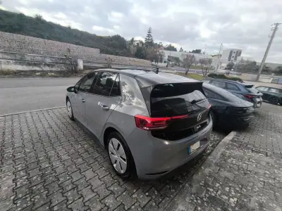 Volkswagen ID.3 2023 - 25890 EUR, 14500 km - AUTO.MOTO.pt - 14500km - foto 6 de 18