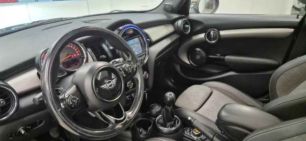 MINI One 2016 - 16990 EUR, 125000 km - AUTO.MOTO.pt - 125000km - foto 13 de 33