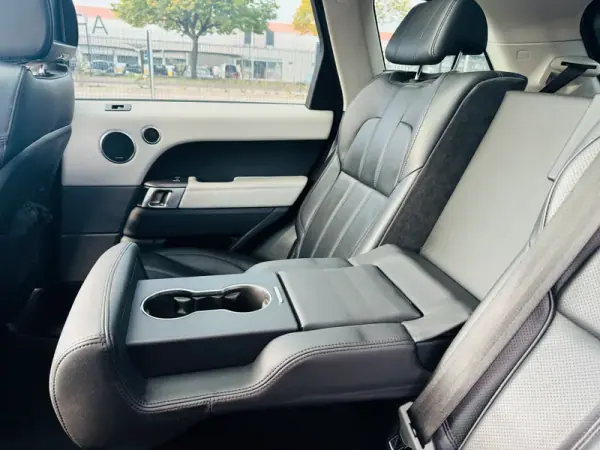 Land Rover Range Rover Sport 2016 - 59999 EUR, 89000 km - AUTO.MOTO.pt - 89000km - foto 31 de 43