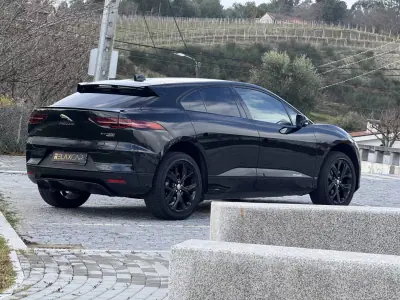 Jaguar I-Pace 2020 - 27990 EUR, 126000 km - AUTO.MOTO.pt - 126000km - foto 5 de 27