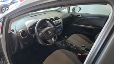 SEAT Leon 2011 - 8900 EUR, 188295 km - AUTO.MOTO.pt - 188295km - foto 40 de 52