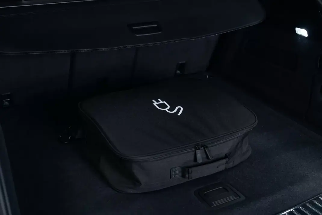 Porsche Cayenne 2024 - 97950 EUR, 32000 km - AUTO.MOTO.pt - 32000km - foto 13 de 55