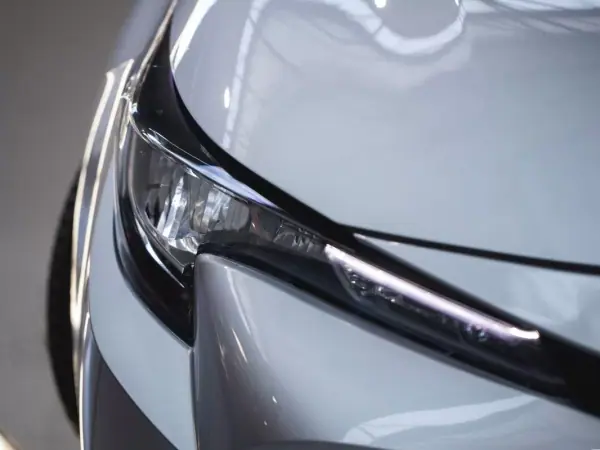 Toyota Corolla Touring Sports 2022 - 25990 EUR, 62063 km - AUTO.MOTO.pt - 62063km - foto 9 de 21