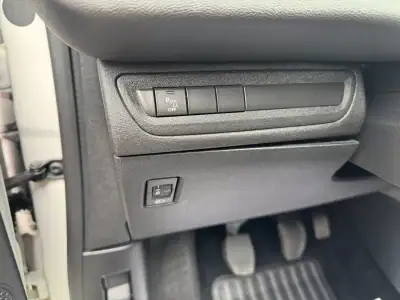 Peugeot 208 VAN 1.6 HDi Premium 2017 - 11750 EUR, 95494 km - AUTO.MOTO.pt - 95494km - foto 10 de 15