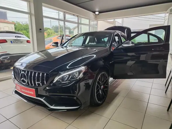 Mercedes-Benz C 63 AMG 2015 - 59500 EUR, 60000 km - AUTO.MOTO.pt - 60000km - foto 21 de 51