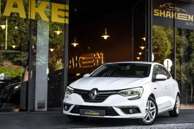Renault Mégane 2019 - 301536km