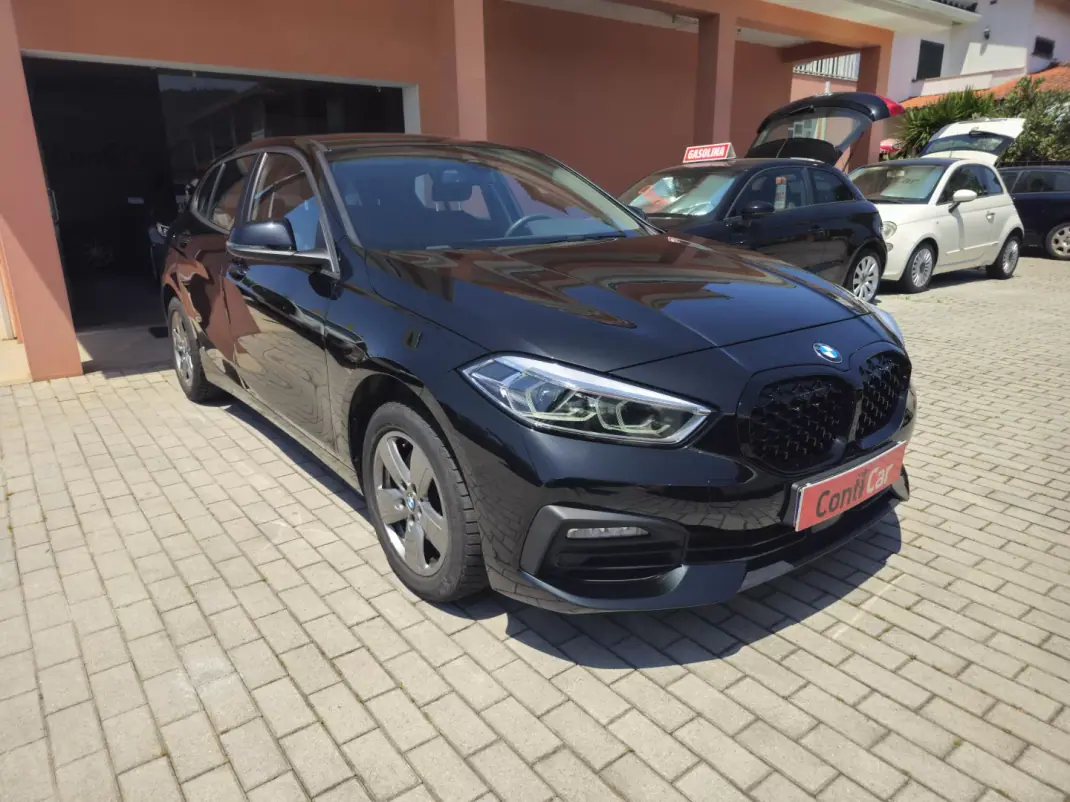 BMW 116 2021 - 19500 EUR, 86400 km - AUTO.MOTO.pt - 86400km - foto 1 de 15