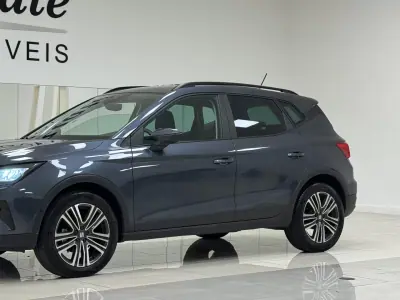 SEAT Arona 2023 - 18990 EUR, 63000 km - AUTO.MOTO.pt - 63000km - foto 3 de 29