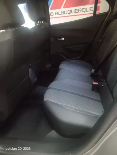 Peugeot 2008 2025 — foto 6 de 22